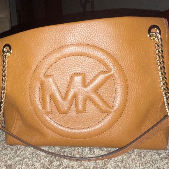Brynn MK purse - Picture 1 of 6